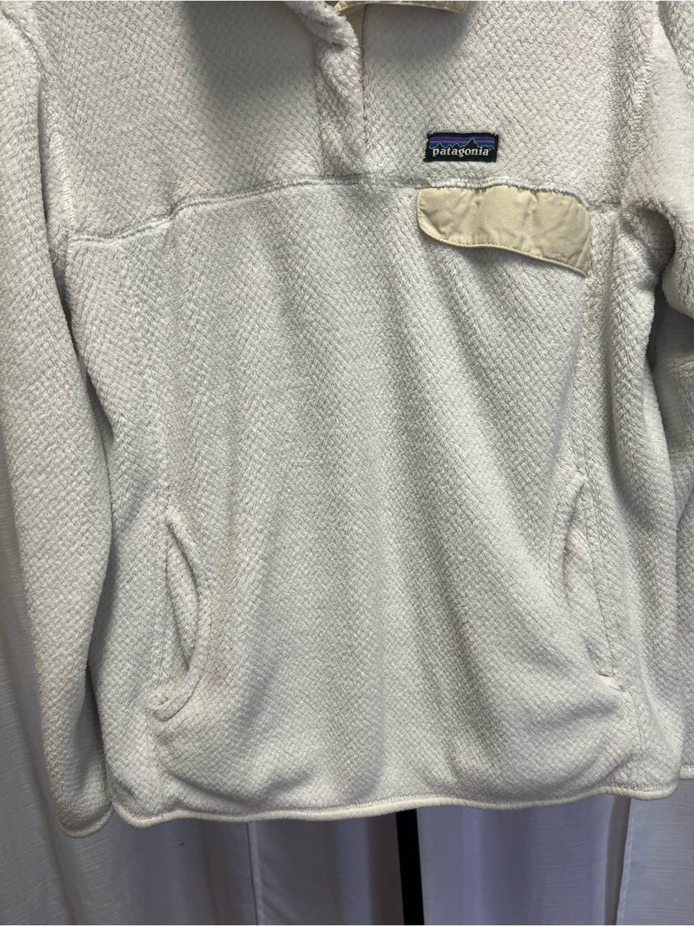 Patagonia Re-Tool Snap-T Pullover Color: Raw Linen - White X-Dye | size XL - Picture 3 of 5